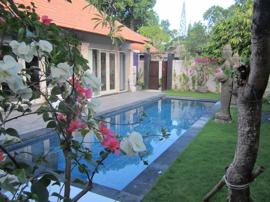 Bamboo Moon Villas Sanur  Exterior photo